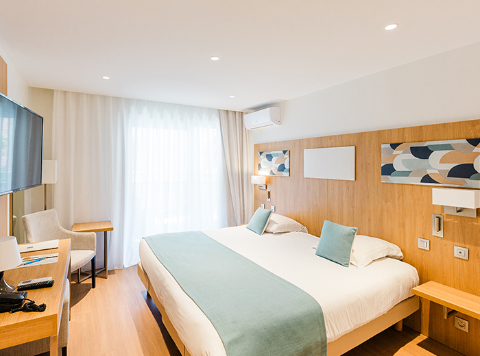 Chambre Supérieure Hotel Helios Antibes