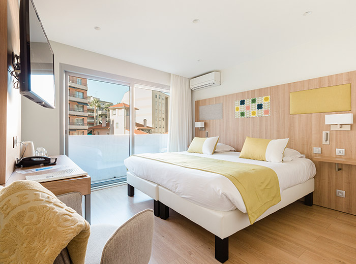 Chambre Triple Hotel Helios Antibes