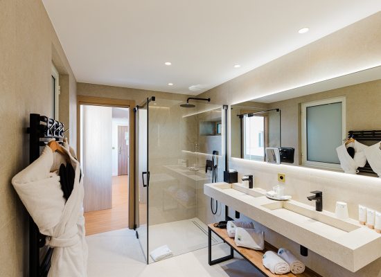 Hôtel Hélios à Antibes Juan-les-Pins