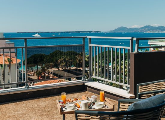 Hôtel Hélios à Antibes Juan-les-Pins