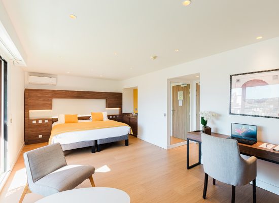 Hôtel Hélios à Antibes Juan-les-Pins