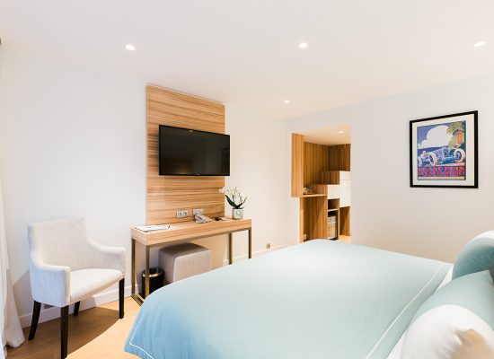 Hôtel Hélios à Antibes Juan-les-Pins