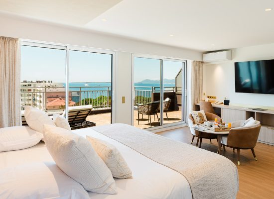 Un vent de renouveau à l’hôtel Hélios**** : découvrez nos chambres et suites rénovées